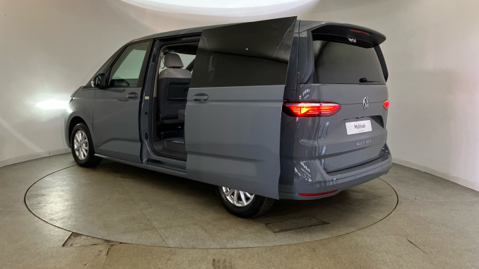 Volkswagen Multivan 2.0 TDI Life 5dr DSG Diesel Estate - Image 44